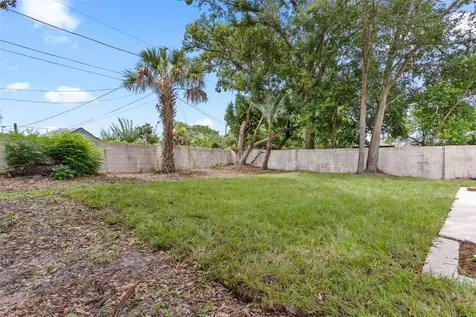 305 Robin Hill Drive Altamonte Springs FL 32701