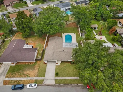 305 Robin Hill Drive Altamonte Springs FL 32701