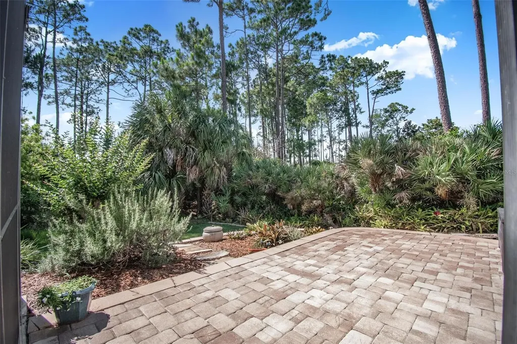 10 S Waterview Drive Palm Coast FL 32137