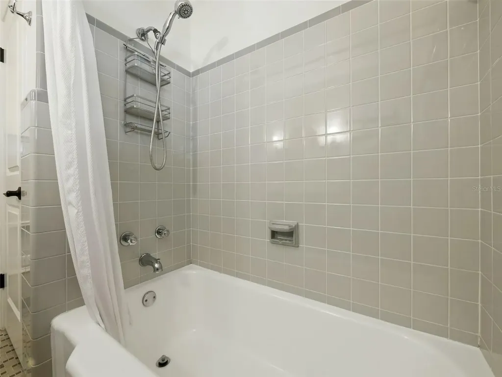 1426 Crestview Drive Mount Dora FL 32757