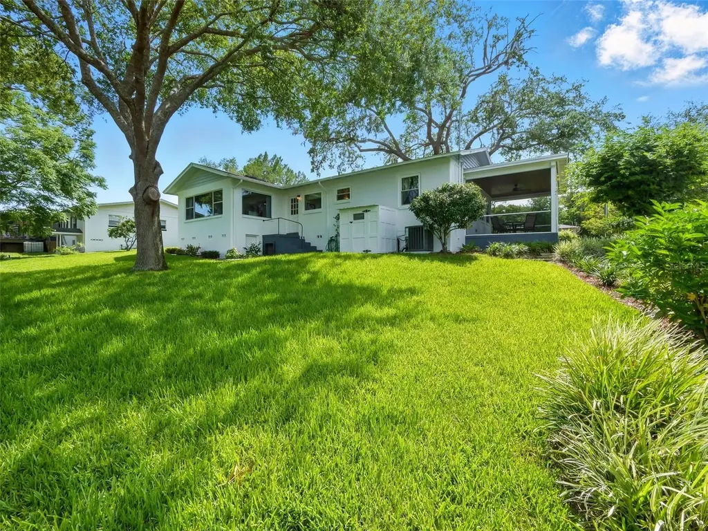 1426 Crestview Drive Mount Dora FL 32757