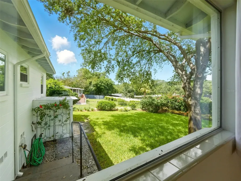 1426 Crestview Drive Mount Dora FL 32757