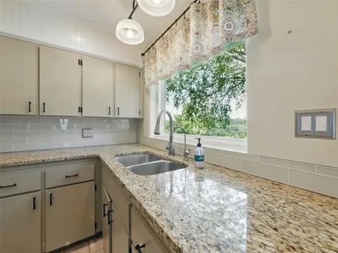 1426 Crestview Drive Mount Dora FL 32757