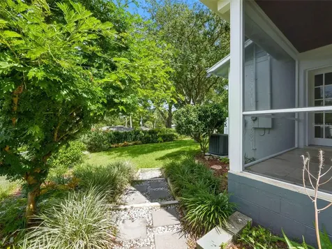 1426 Crestview Drive Mount Dora FL 32757