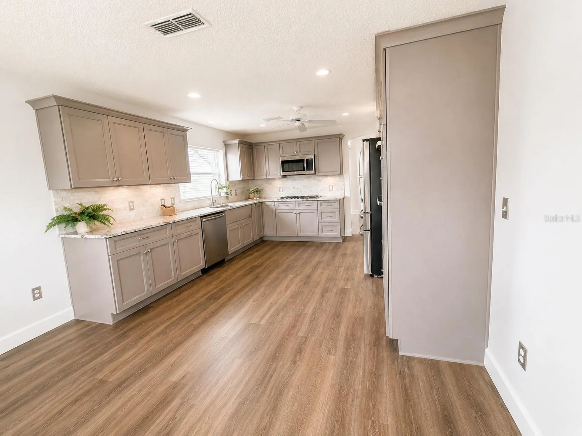 1211 Cabella Circle Lady Lake FL 32159