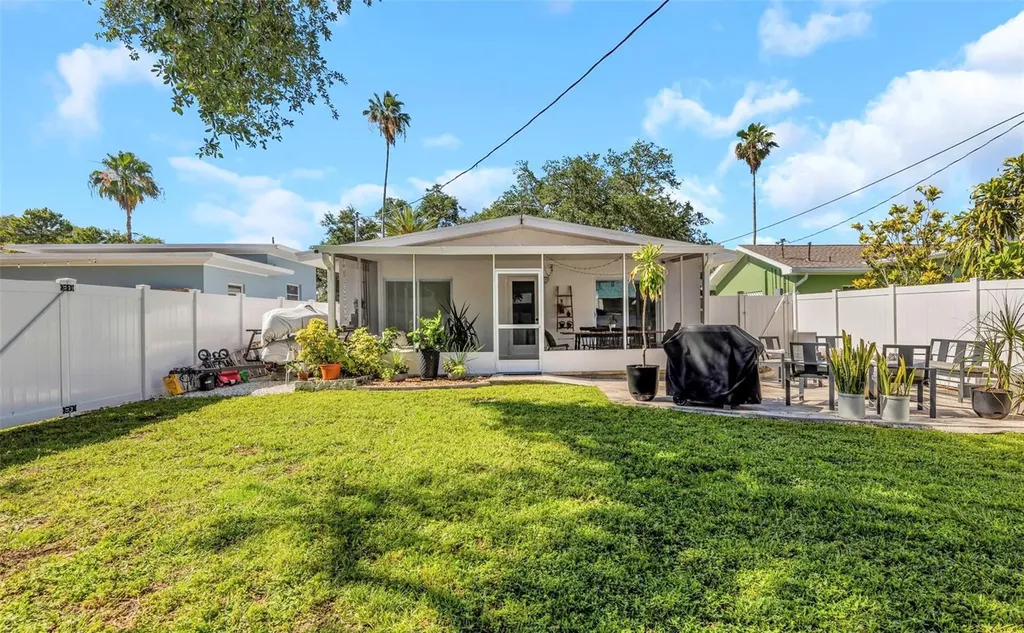 1109 Marine Street Clearwater FL 33755