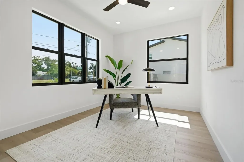 3516 21st Avenue S St Petersburg FL 33711