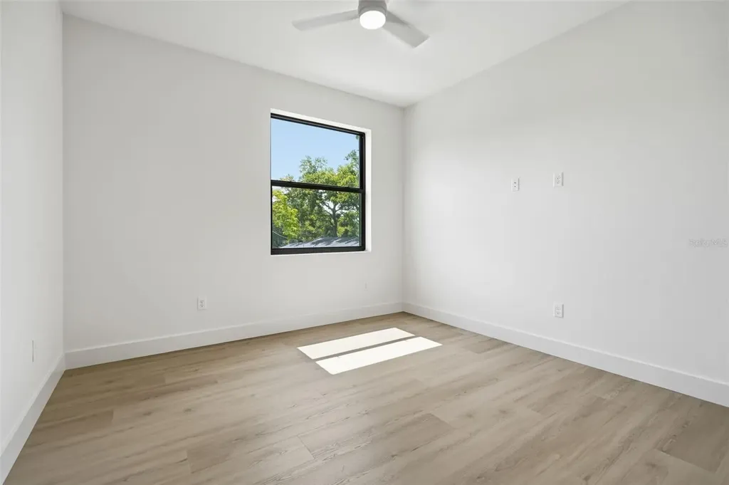 3516 21st Avenue S St Petersburg FL 33711