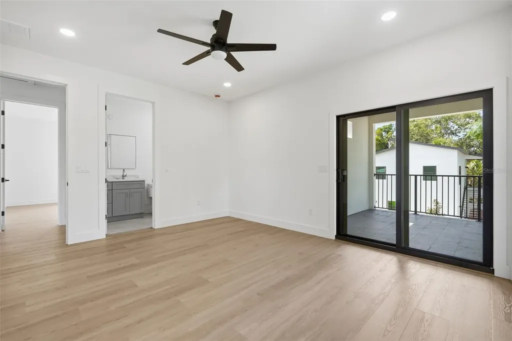 3516 21st Avenue S St Petersburg FL 33711