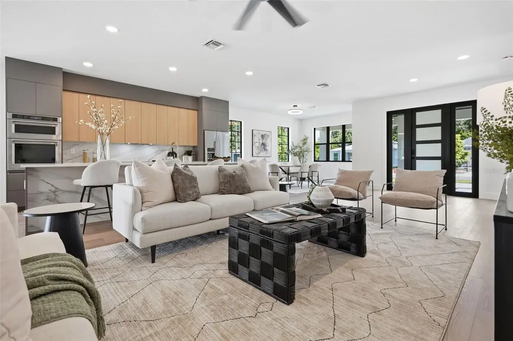 3516 21st Avenue S St Petersburg FL 33711