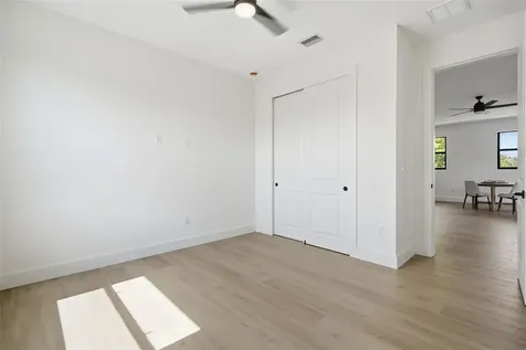 3516 21st Avenue S St Petersburg FL 33711