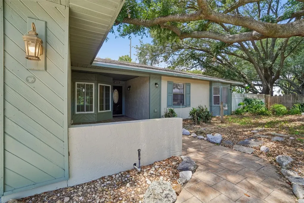 222 Lakeview Drive Auburndale FL 33823