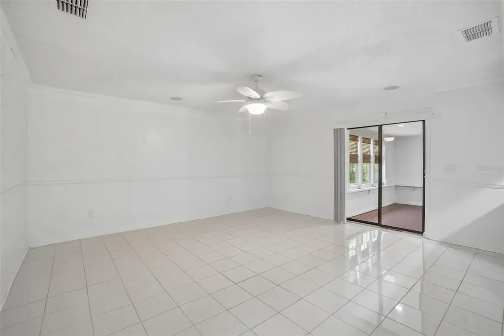 222 Lakeview Drive Auburndale FL 33823