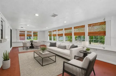 222 Lakeview Drive Auburndale FL 33823