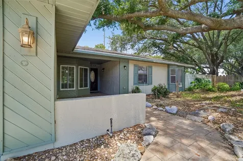222 Lakeview Drive Auburndale FL 33823