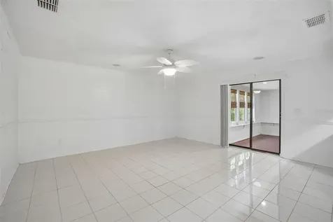 222 Lakeview Drive Auburndale FL 33823