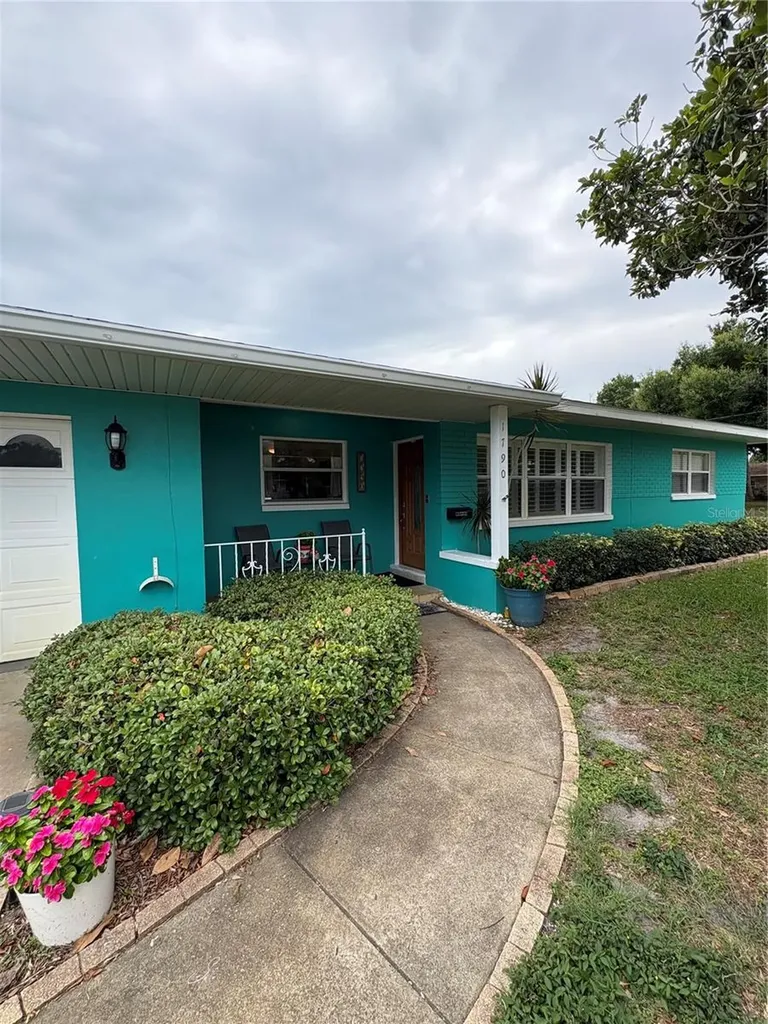1790 Russell Drive N St Petersburg FL 33710