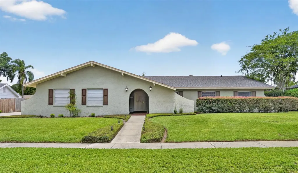 151 White Oak Circle Maitland FL 32751