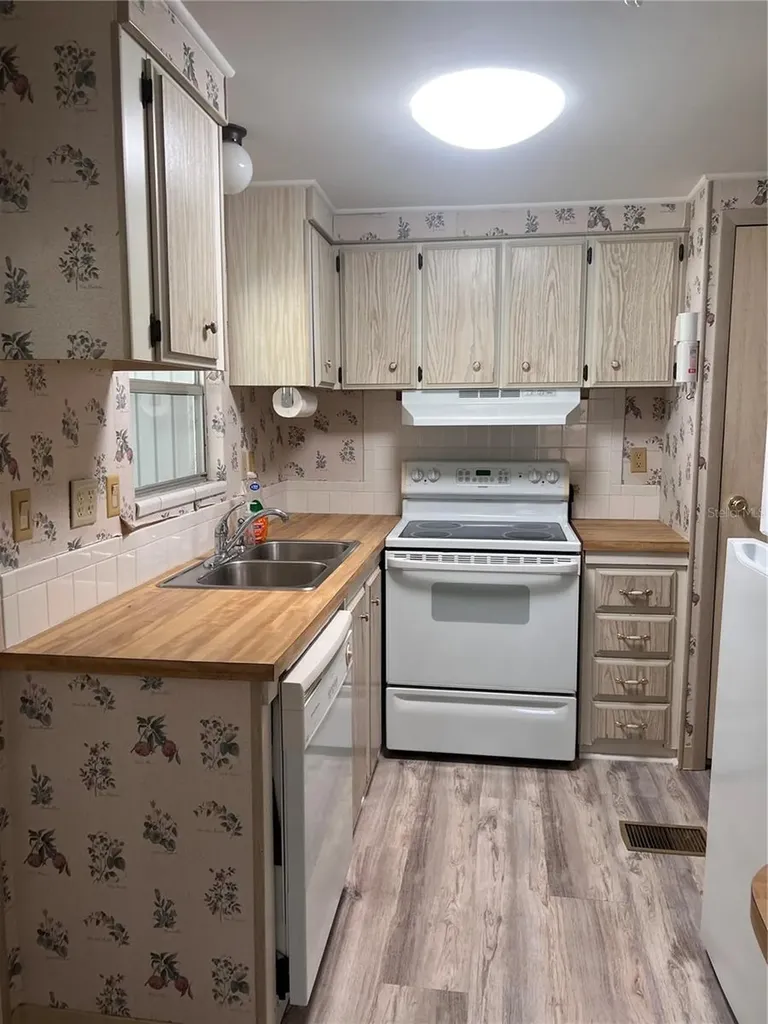 103 S Fiji Circle Englewood FL 34223