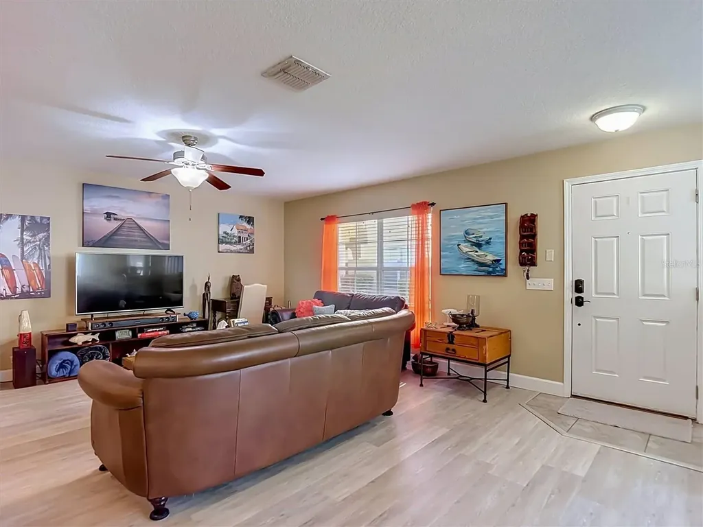 9838 Trumpet Vine Loop Trinity FL 34655