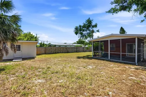 4030 Marlin Drive SE St Petersburg FL 33705