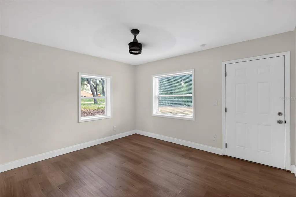 6310 Belle Isles Drive Groveland FL 34736