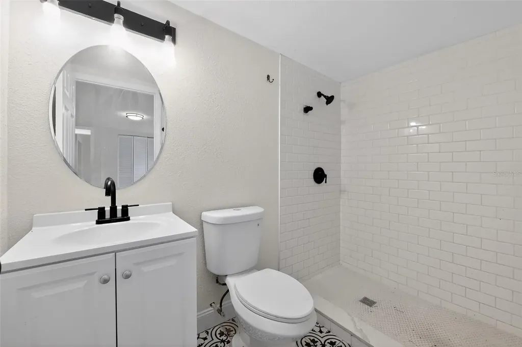 6310 Belle Isles Drive Groveland FL 34736