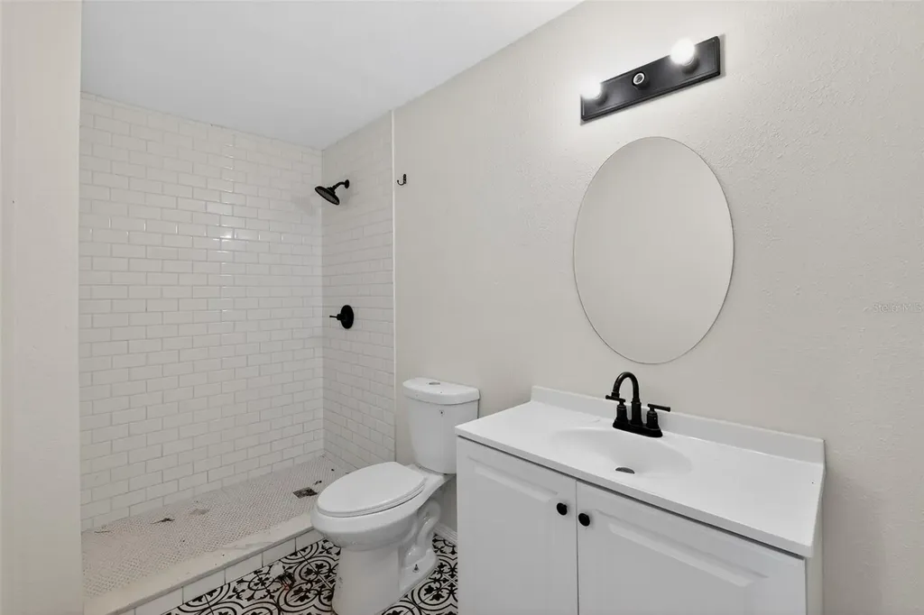 6310 Belle Isles Drive Groveland FL 34736