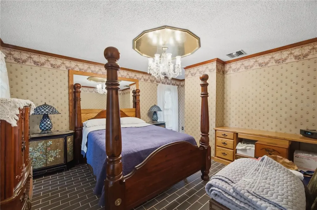 2271 Keystone Road Tarpon Springs FL 34688