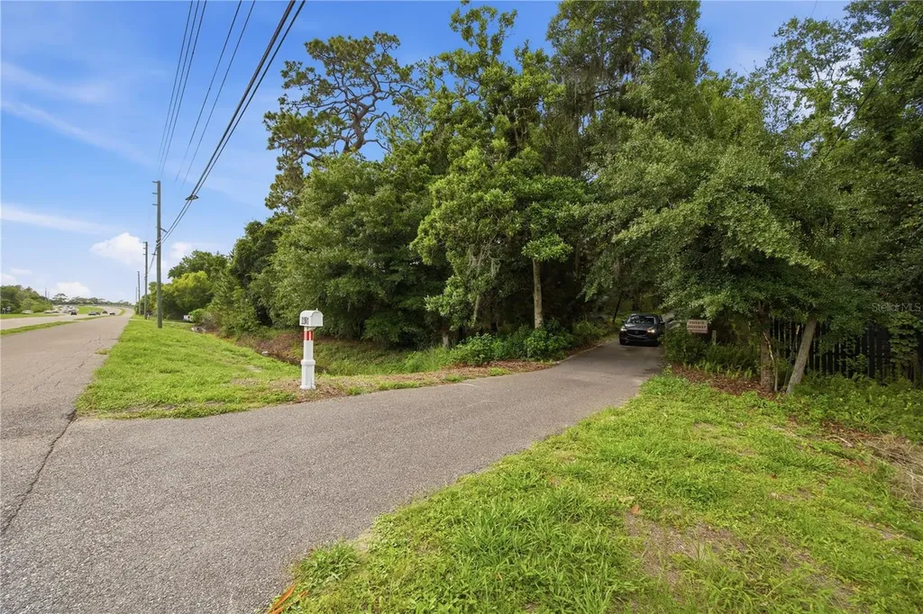 2271 Keystone Road Tarpon Springs FL 34688