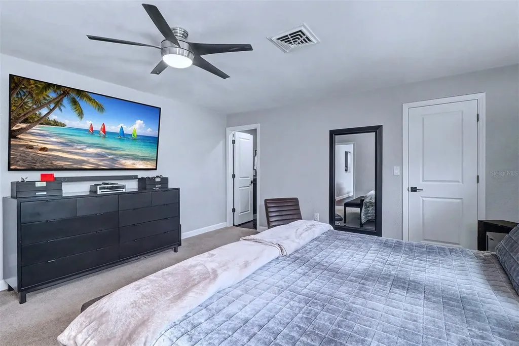 11624 Grove Street Seminole FL 33772