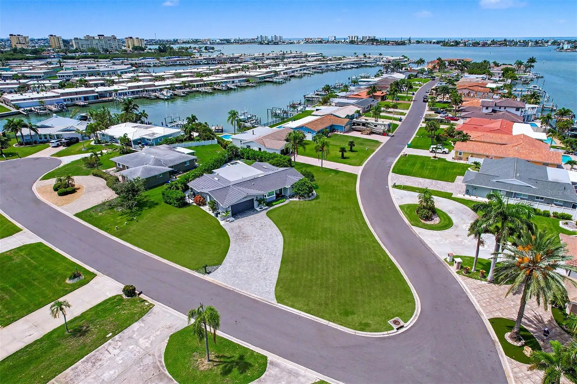 11624 Grove Street Seminole FL 33772