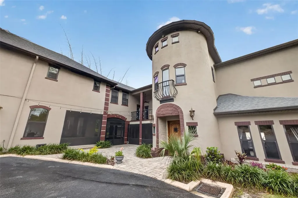 6118 Dora Drive Mount Dora FL 32757