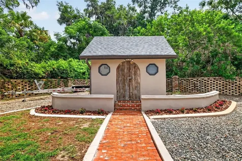 6118 Dora Drive Mount Dora FL 32757