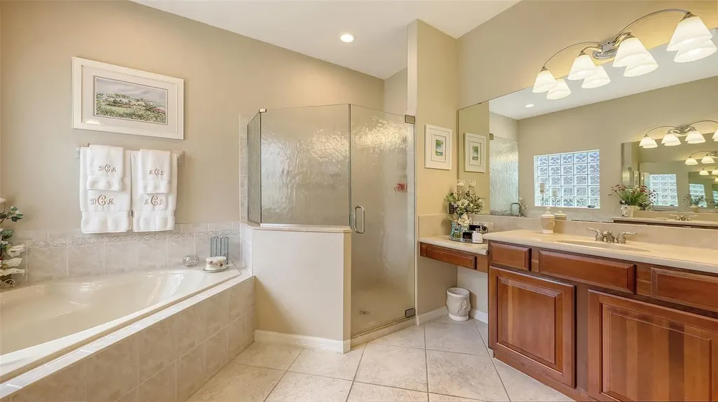 7915 Kavanagh Court Sarasota FL 34240