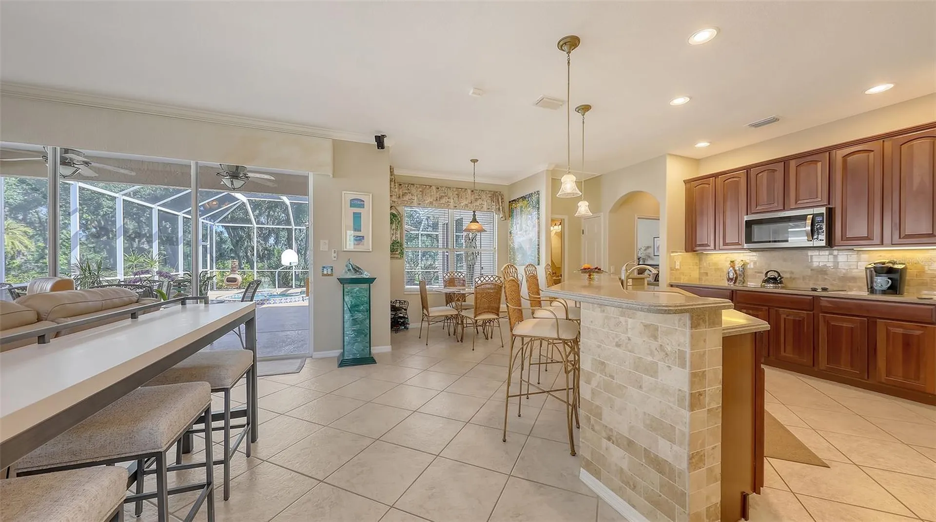7915 Kavanagh Court Sarasota FL 34240