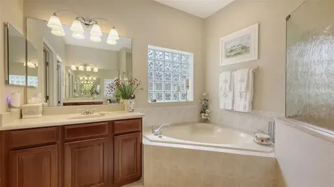 7915 Kavanagh Court Sarasota FL 34240