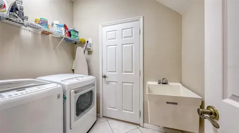 7915 Kavanagh Court Sarasota FL 34240