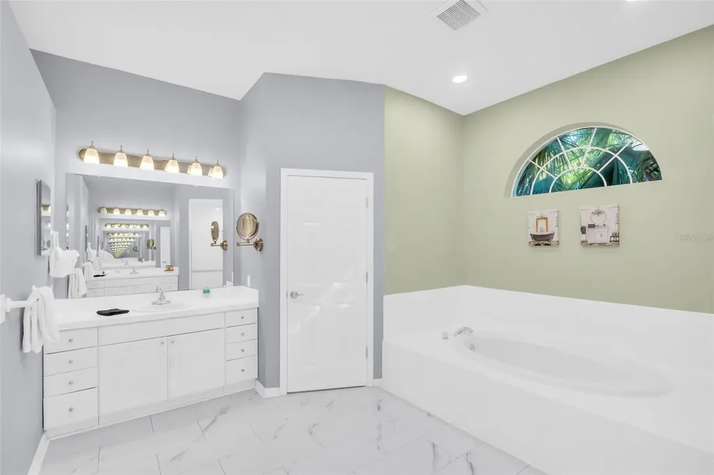 2270 Barbara Drive Clearwater FL 33764