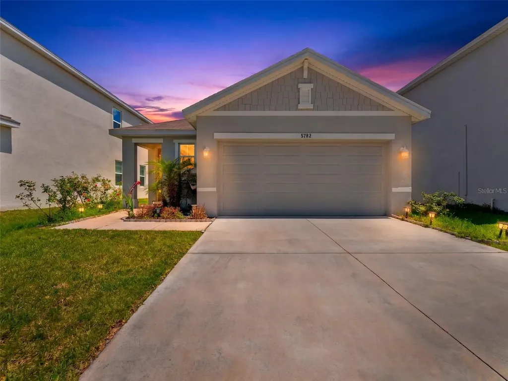 5782 Hollingworth Trail Wesley Chapel FL 33545