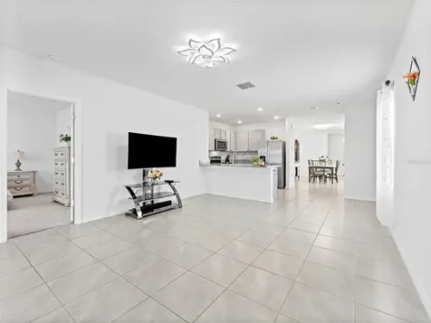 5782 Hollingworth Trail Wesley Chapel FL 33545