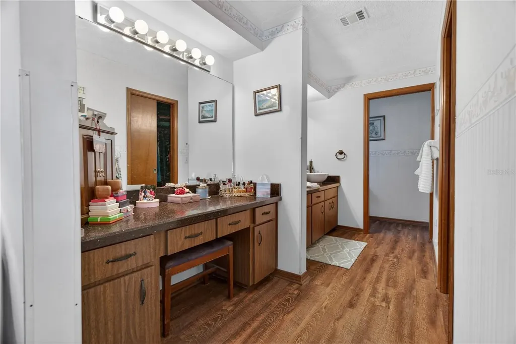 4922 Briar Oaks Circle Orlando FL 32808