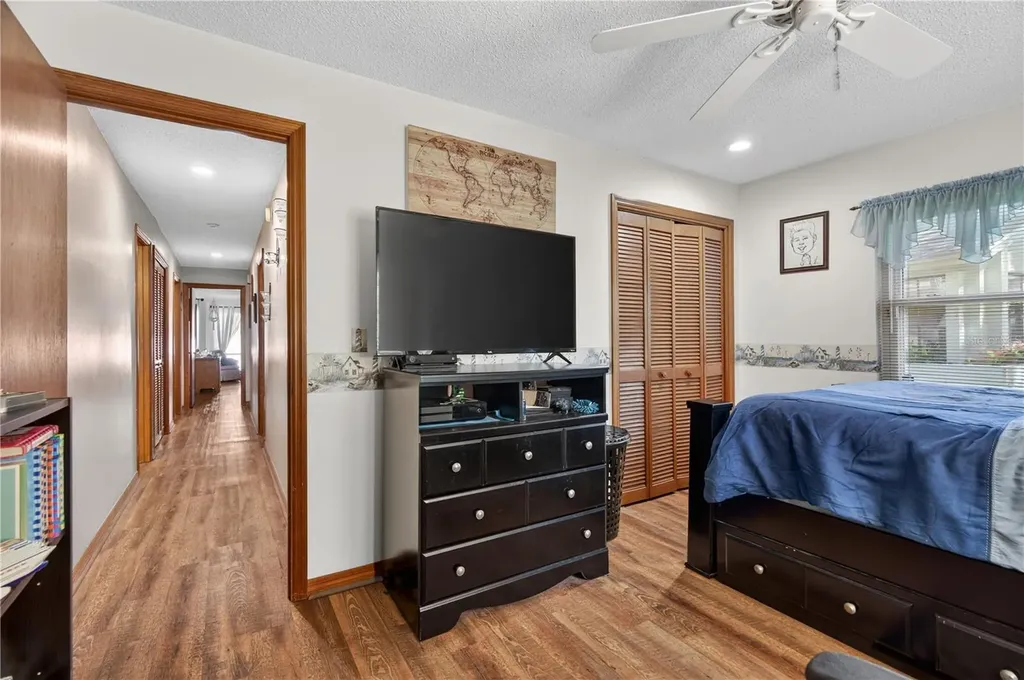 4922 Briar Oaks Circle Orlando FL 32808