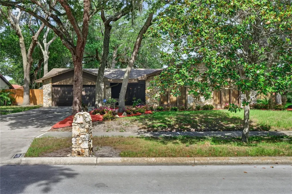 4922 Briar Oaks Circle Orlando FL 32808