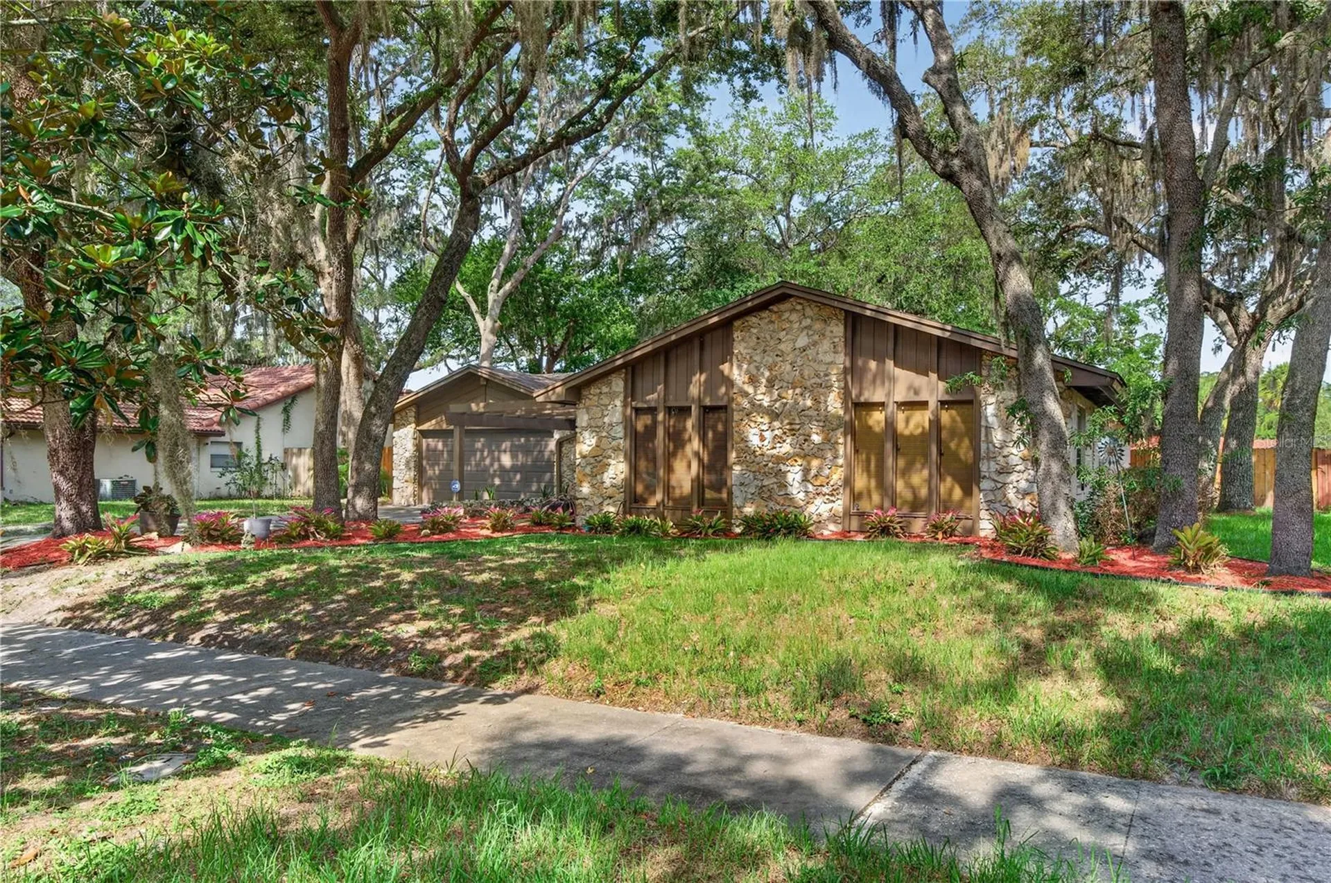 4922 Briar Oaks Circle Orlando FL 32808