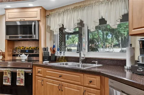 4922 Briar Oaks Circle Orlando FL 32808