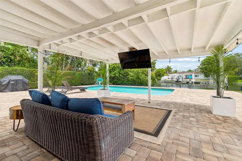3941 E Eden Roc Circle Tampa FL 33634