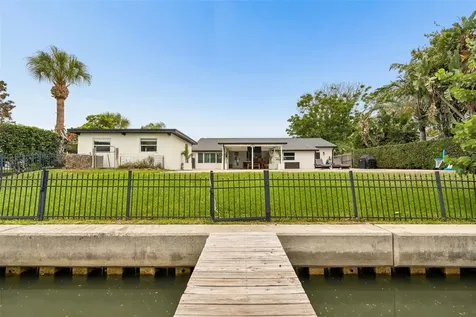 3941 E Eden Roc Circle Tampa FL 33634