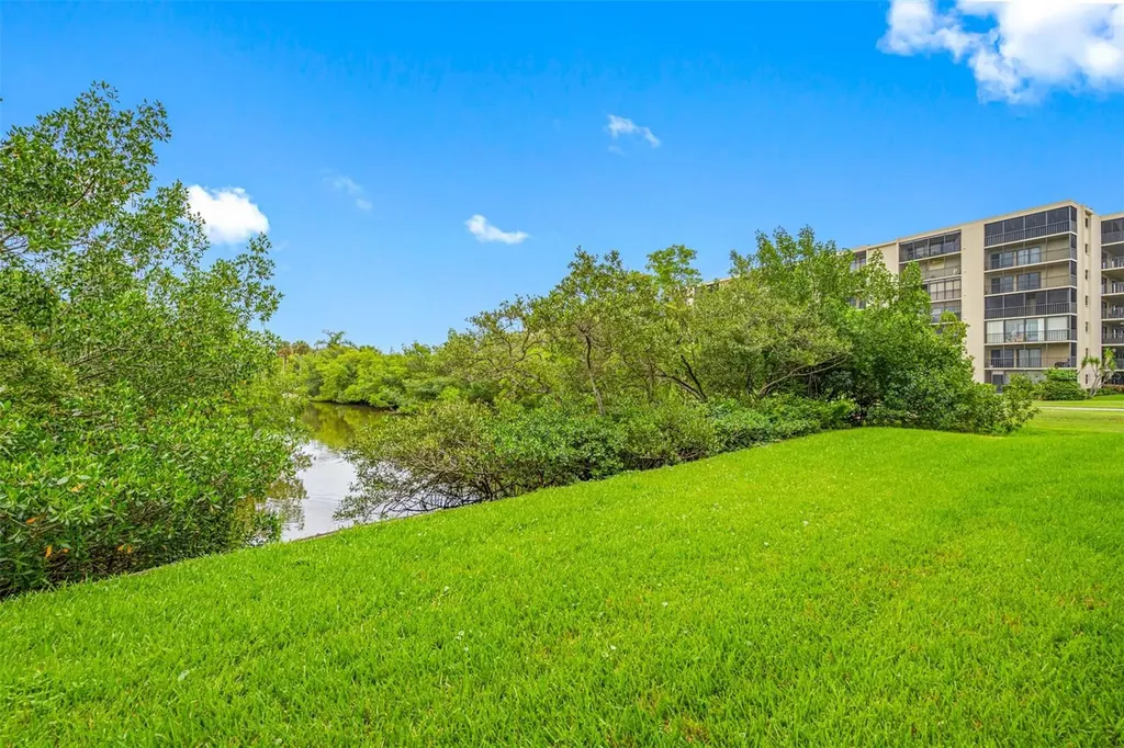 900 Cove Cay Drive Clearwater FL 33760