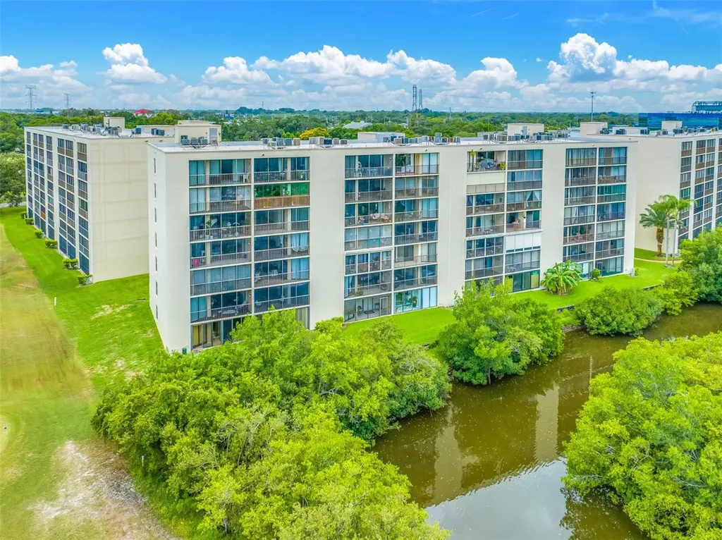 900 Cove Cay Drive Clearwater FL 33760